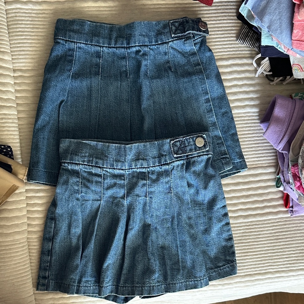 Old Navy Blue Denim Skorts